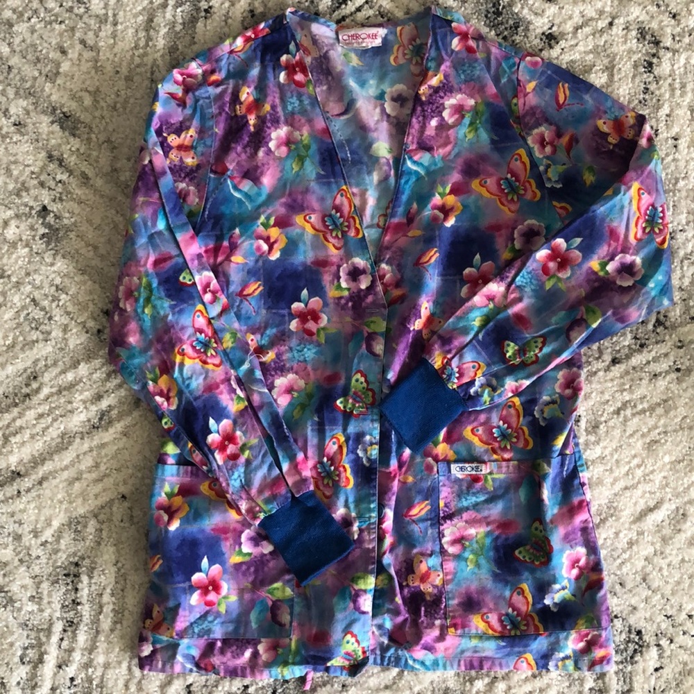 Scrub jacket